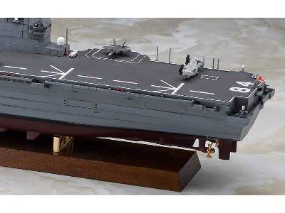 DDH-184 Kaga - japoński śmigłowcowiec typu Izumo - zdjęcie 5