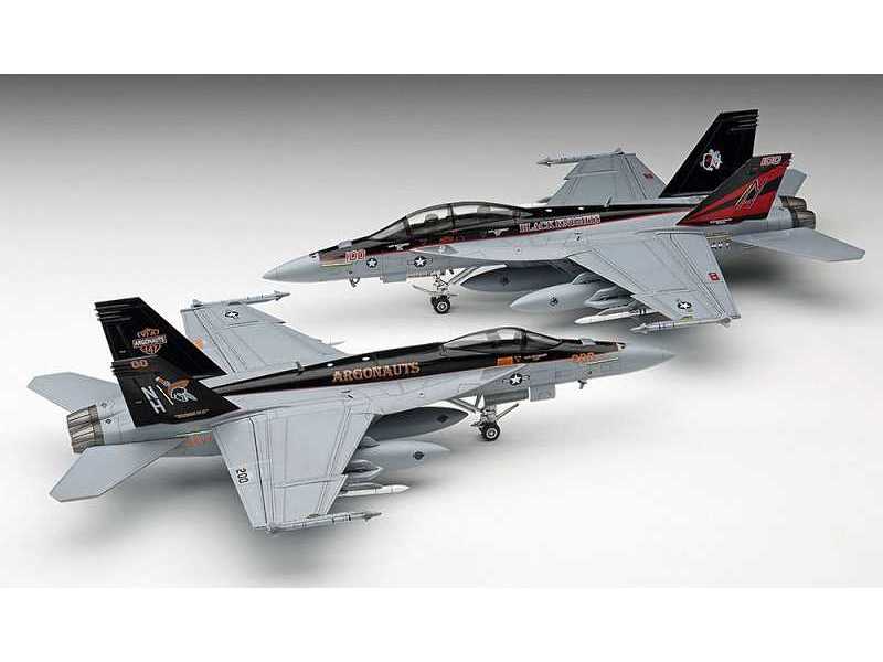 F/A-18E/F Super Hornet (2 kits) Limited Edition - zdjęcie 1 F/A-18E/F Super Hornet (2 kits) Limited Edition - zdjęcie 1