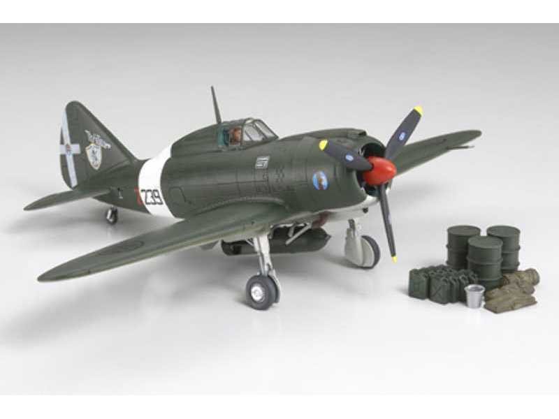Reggiane Re.2002 włoski myśliwiec bombardujący - zdjęcie 1 Reggiane Re.2002 włoski myśliwiec bombardujący - zdjęcie 1