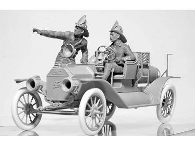 Amerykańska załoga samochodu strażackiego - 1910 r. - zdjęcie 3