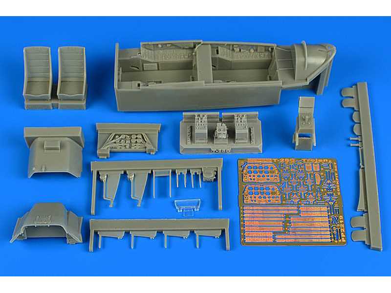 T-28C Trojan cockpit set - Kitty Hawk - zdjęcie 1 T-28C Trojan cockpit set - Kitty Hawk - zdjęcie 1