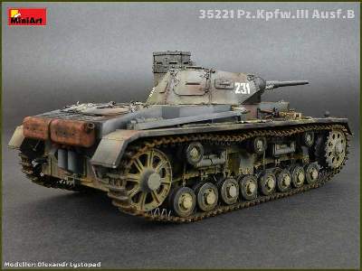 Pz.Kpfw.III Ausf.B czołg niemiecki z załogą - zdjęcie 32