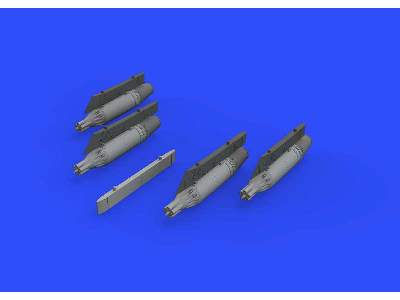 UB-16 rocket launchers w/  pylons for MiG-21 1/72 - Eduard - zdjęcie 6