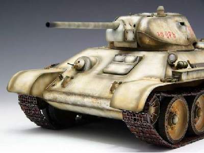 Czołg T-34/76 Model 1942 - zdjęcie 25