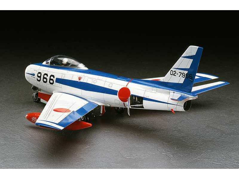 F-86f-40 Sabre Blue Impulse - zdjęcie 1 F-86f-40 Sabre Blue Impulse - zdjęcie 1