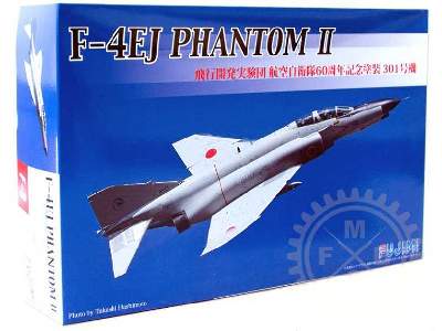 F-8 F-4EJ Phantom II - zdjęcie 1