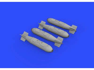 BL755 cluster bombs 1/48 - zdjęcie 3