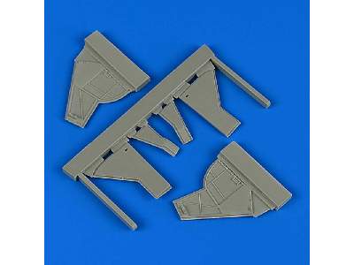 Sea Fury FB.11 undercarriage covers - Airfix - zdjęcie 1