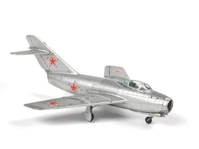 MiG-15 radziecki myśliwiec - zdjęcie 5