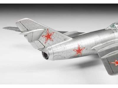 MiG-15 radziecki myśliwiec - zdjęcie 8
