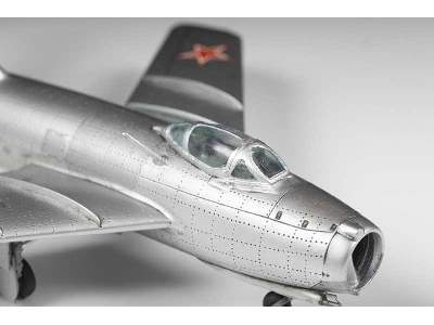 MiG-15 radziecki myśliwiec - zdjęcie 9