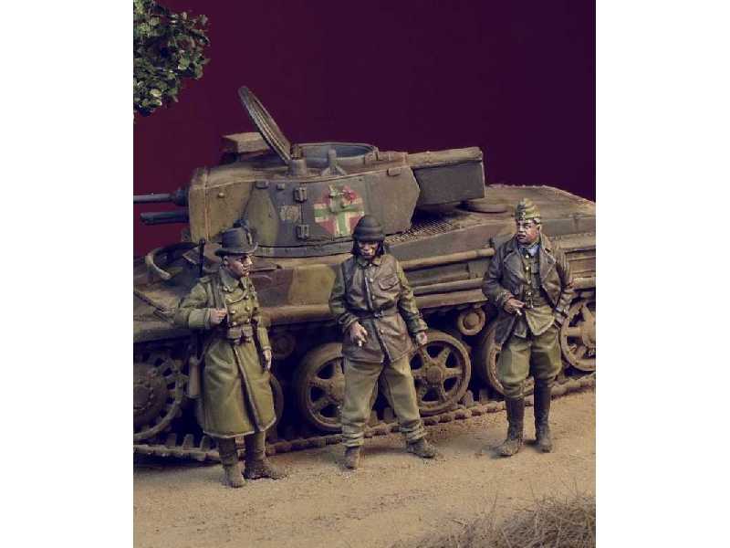 WWII Royal Hungarian Army 1942-45 - zdjęcie 1 WWII Royal Hungarian Army 1942-45 - zdjęcie 1
