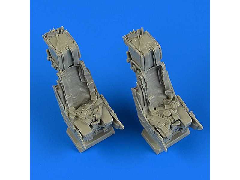 Panavia Tornado ejection seats with safety belts - Revell - zdjęcie 1 Panavia Tornado ejection seats with safety belts - Revell - zdjęcie 1
