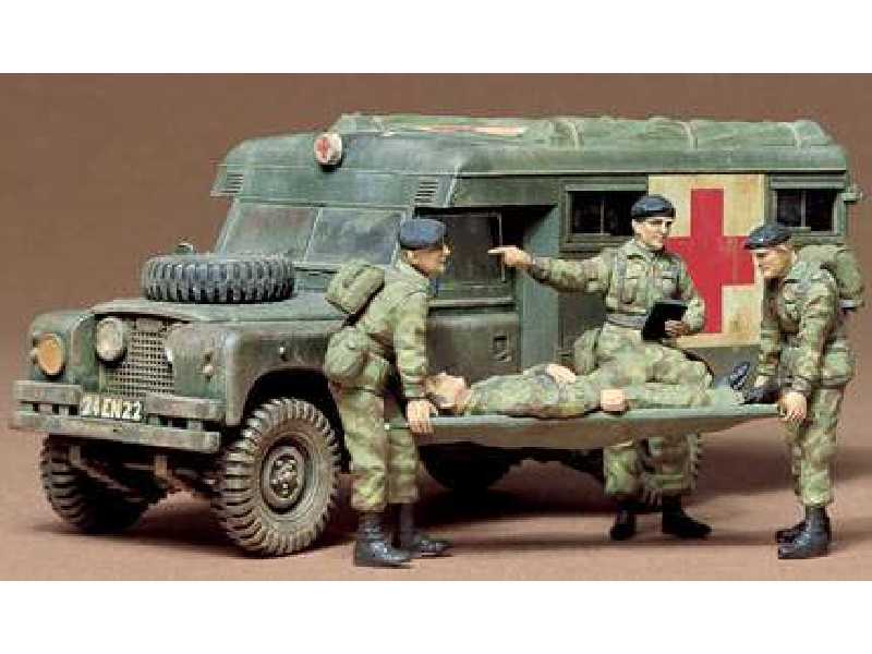 British 3/4ton Ambulance Rover 7 - zdjęcie 1 British 3/4ton Ambulance Rover 7 - zdjęcie 1