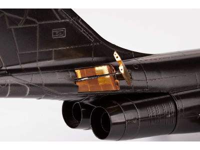 F-101B exterior 1/48 - Kitty Hawk - zdjęcie 2