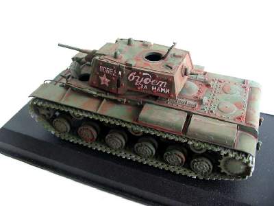 Ciężki czołg KV-1E - zdjęcie 6