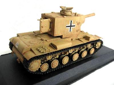 Ciężki czołg PzKpfw 754(r) (KV-2 w służbie niemieckiej) - zdjęcie 9