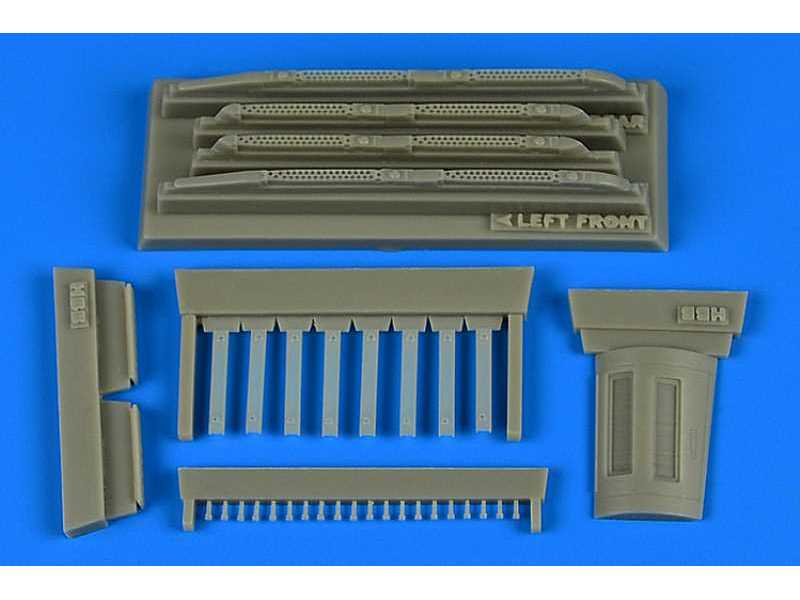 Su-17/22M3/M4 Fitter K covered chaff/flare dispensers - Hobby bo - zdjęcie 1