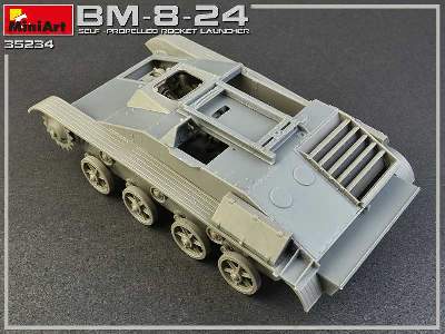 BM-8-24 samobieżna wyrzutnia rakiet - zdjęcie 43