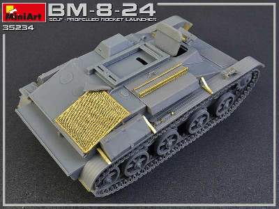 BM-8-24 samobieżna wyrzutnia rakiet - zdjęcie 51