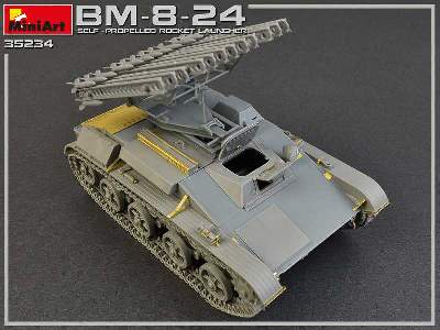 BM-8-24 samobieżna wyrzutnia rakiet - zdjęcie 57