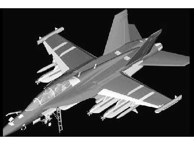EA-18G Growler - samolot walki elektronicznej  - zdjęcie 2