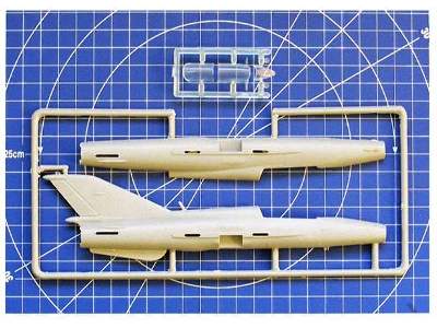 MiG-21 LanceR B - zdjęcie 5