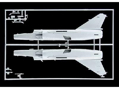 Myśliwiec Mirage F1C - zdjęcie 7