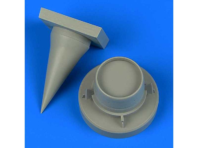 MiG-21MF Fishbed J correct radome - Trumpeter - zdjęcie 1 MiG-21MF Fishbed J correct radome - Trumpeter - zdjęcie 1
