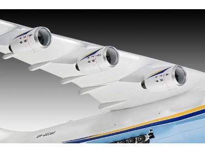 Antonov AN-225 Mrija - zdjęcie 4