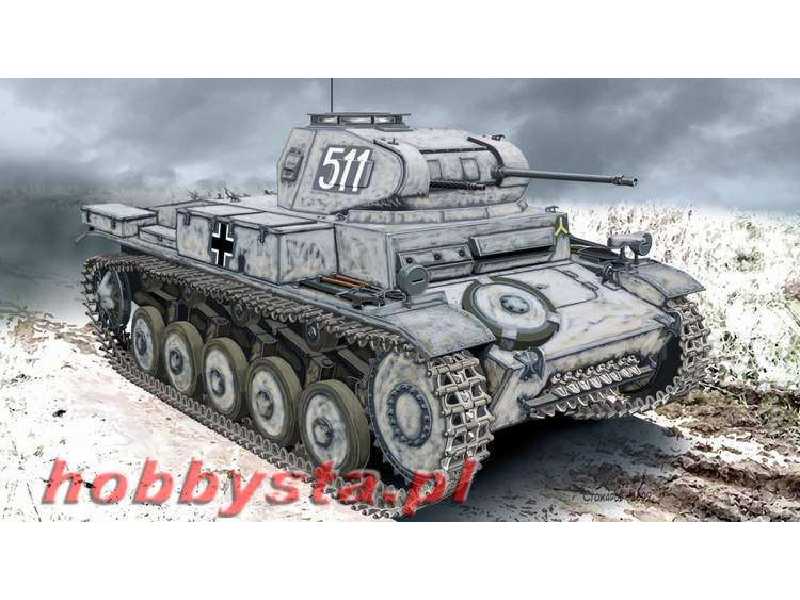 Czołg PzKpfw II Sd Kfz.121 Ausf. F - zdjęcie 1 Czołg PzKpfw II Sd Kfz.121 Ausf. F - zdjęcie 1