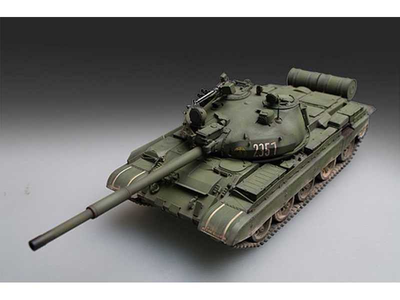 T-62 - czołg sowiecki, model 1984, modyfikacja modelu 1972 - zdjęcie 1 T-62 - czołg sowiecki, model 1984, modyfikacja modelu 1972 - zdjęcie 1
