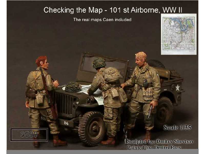 Checking The Map - 101st Airborne, WWii - zdjęcie 1