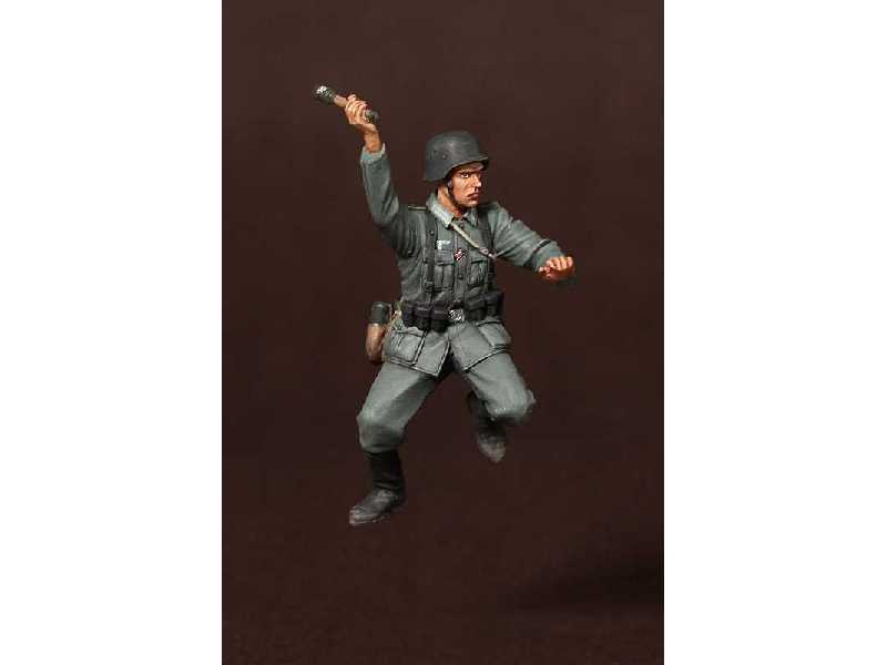 German Panzergrenadier 1 Figure - zdjęcie 1