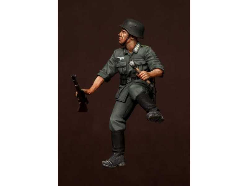 German Panzergrenadiers In Battle. 2 Figures - zdjęcie 1 German Panzergrenadiers In Battle. 2 Figures - zdjęcie 1