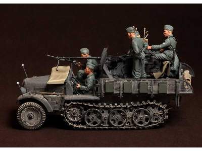 Crew For Sd.Kfz.10/4 Fur 2cm Flak 30 (For Dragon 6739) 5 Figures - zdjęcie 9