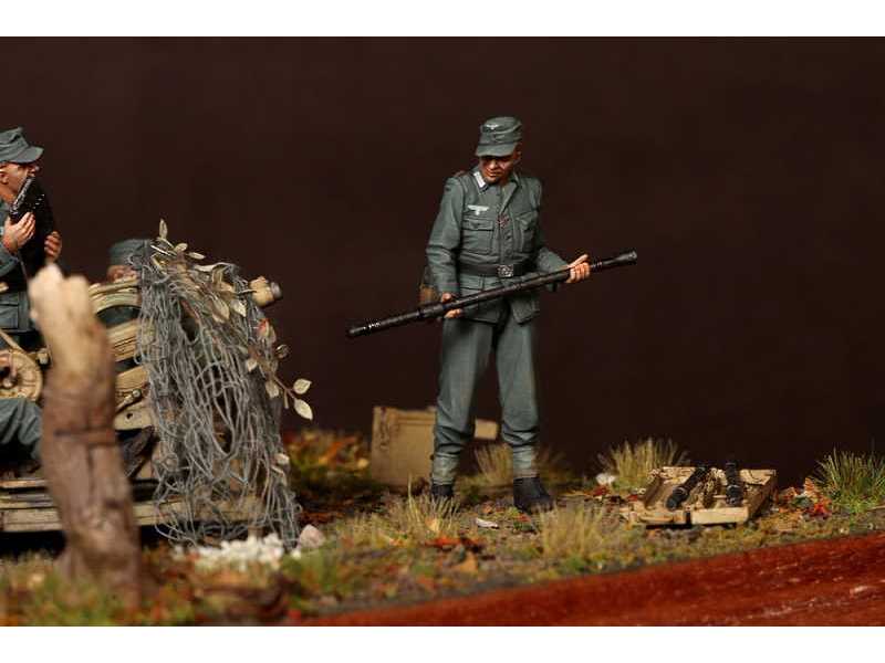 Crew For 2 cm Flak 38. 1944-45 Years. 5 Figures - zdjęcie 1 Crew For 2 cm Flak 38. 1944-45 Years. 5 Figures - zdjęcie 1