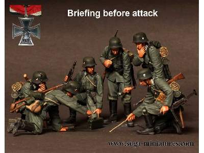 Briefing Before Attack 6 Figures - zdjęcie 1