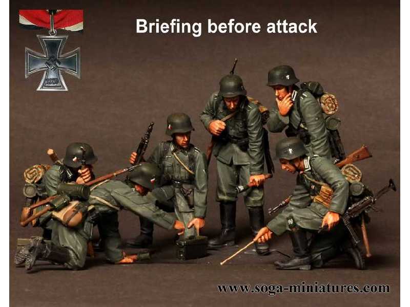 Briefing Before Attack 6 Figures - zdjęcie 1
