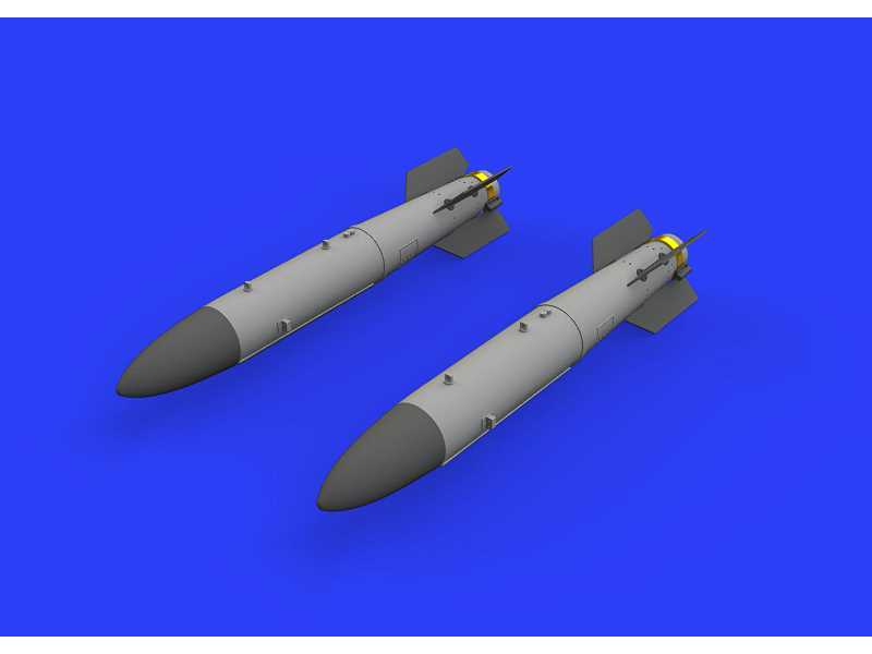 B43-0 Nuclear Weapon w/ SC43-4/ -7 tail assembly 1/72 - zdjęcie 1 B43-0 Nuclear Weapon w/ SC43-4/ -7 tail assembly 1/72 - zdjęcie 1
