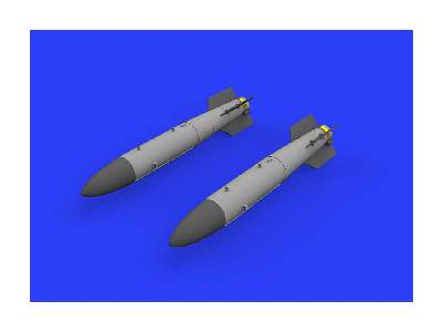 B43-0 Nuclear Weapon w/  SC43-4/ -7 tail assembly 1/72 - zdjęcie 4