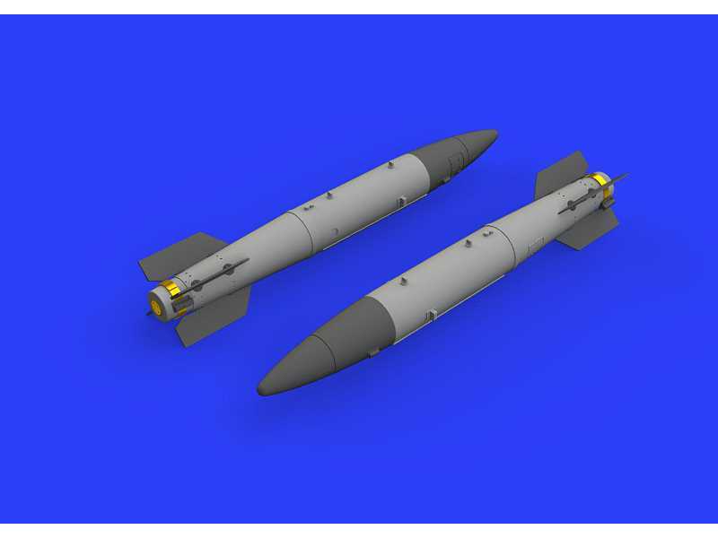 B43-1 Nuclear Weapon w/ SC43-4/ -7 tail assembly 1/72 - zdjęcie 1 B43-1 Nuclear Weapon w/ SC43-4/ -7 tail assembly 1/72 - zdjęcie 1