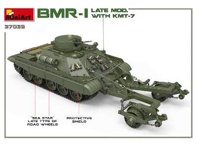 BMR-1 późny z trałem KMT-7 pojazd rozminowania pola walki - zdjęcie 48