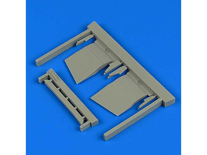 Su-17M4 Fitter-k flaps - Hobby boss - zdjęcie 1