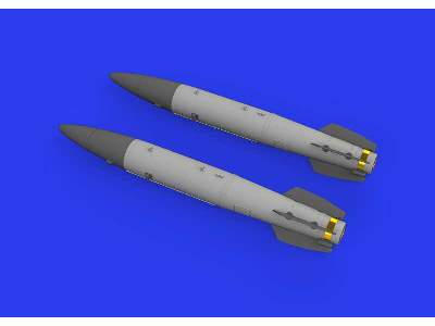 B43-1 Nuclear Weapon w/  SC43-3/ -6 tail assembly 1/48 - zdjęcie 2
