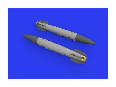 B43-1 Nuclear Weapon w/  SC43-3/ -6 tail assembly 1/48 - zdjęcie 6
