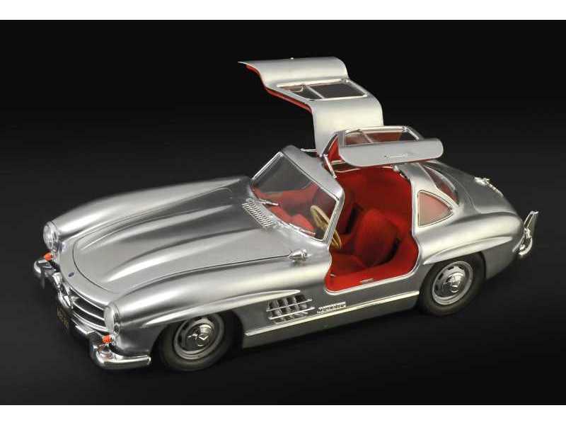 Mercedes-Benz 300 Sl Gullwing - zdjęcie 1 Mercedes-Benz 300 Sl Gullwing - zdjęcie 1
