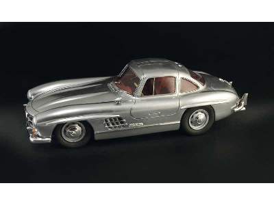 Mercedes-Benz 300 Sl Gullwing - zdjęcie 9