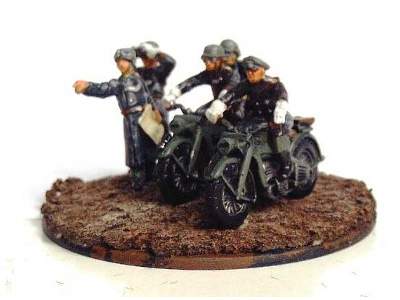 Niemiecki motocykl Zundapp z figurkami - II W.Ś. - zdjęcie 3