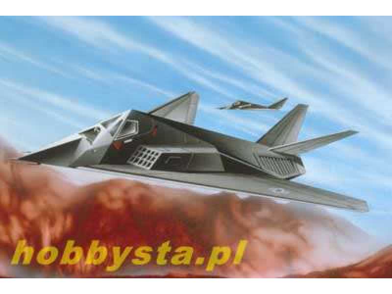 F-117 Stealth Fighter - zestaw podarunkowy - zdjęcie 1 F-117 Stealth Fighter - zestaw podarunkowy - zdjęcie 1